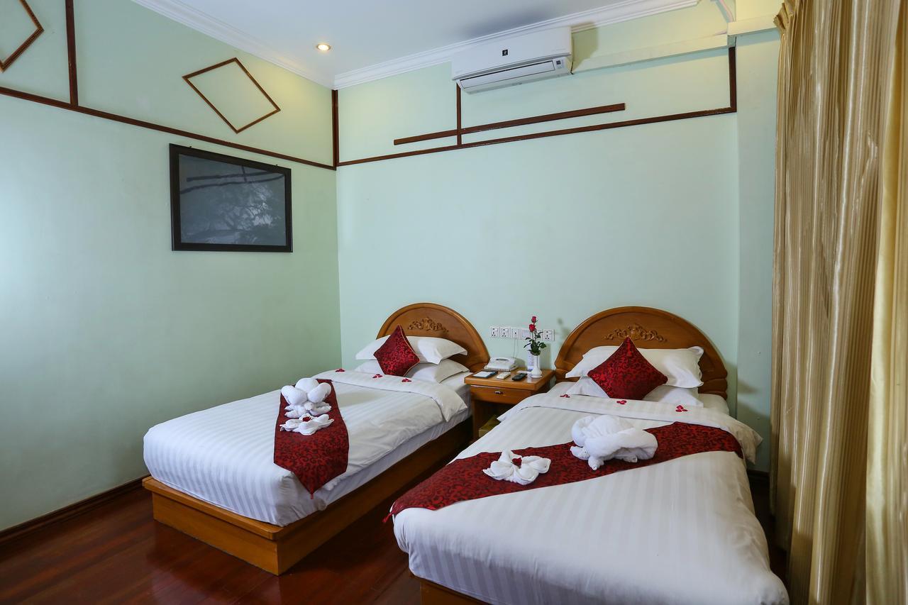 Hotel Dingar Мандалей Екстериор снимка